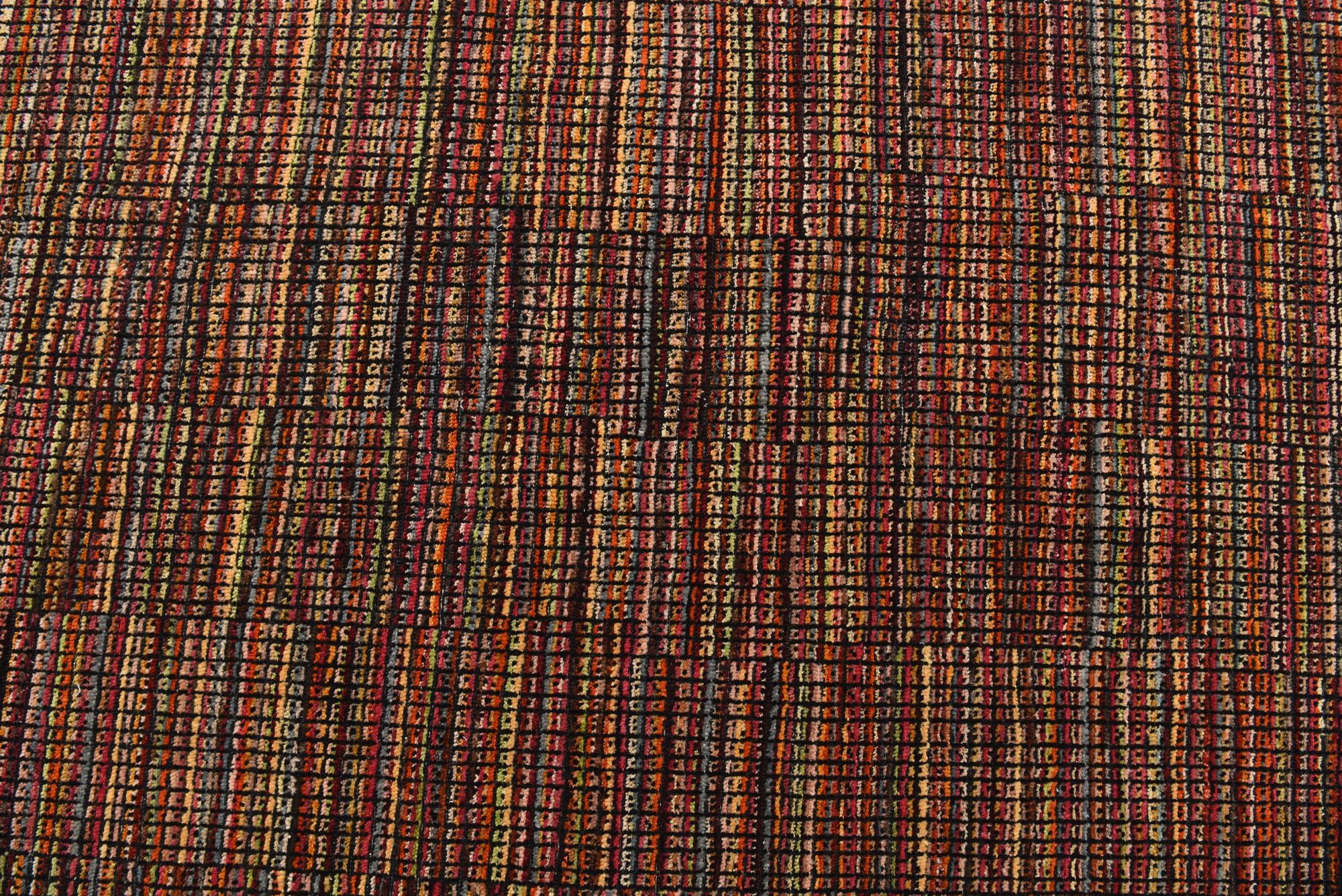 5' 7 x 7' 10 Hand Knotted Darya Wool Rug
