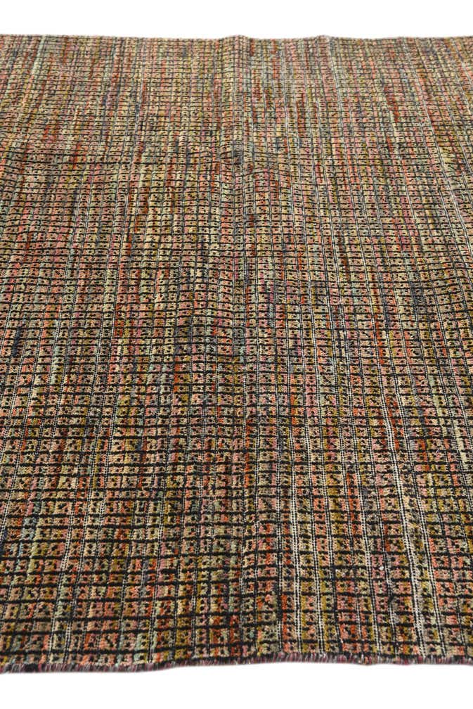 5' 5 x 7' 10 Hand Knotted Darya Wool Rug