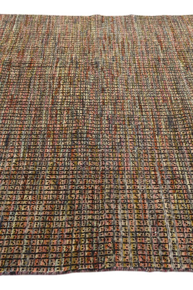 Detail image of 5' 5 x 7' 10 Hand Knotted Darya Wool Rug
