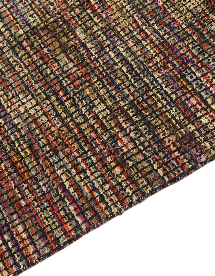 Detail image of 5' 4 x 8' 7  Hand Knotted Darya Wool Rug