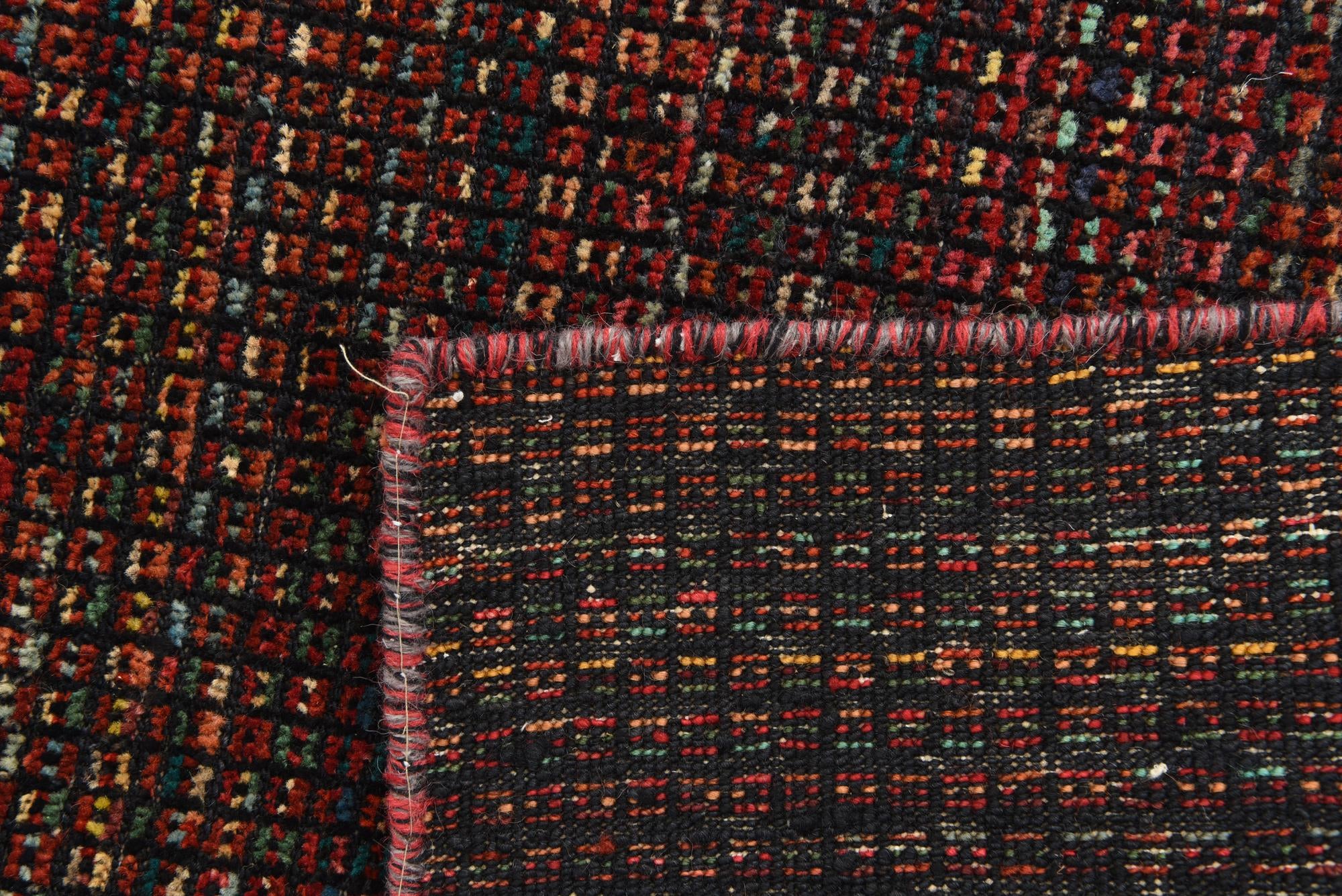 5' x 7' Hand Knotted Darya Wool Rug