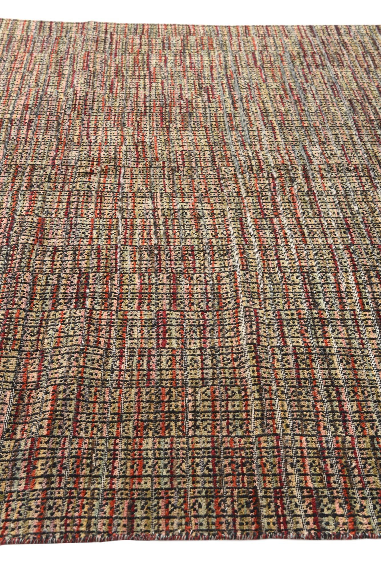 6' 7 x 10' Hand Knotted Darya Wool Rug