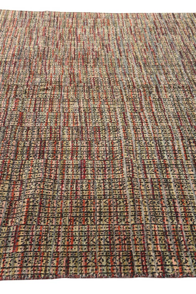 Detail image of 6' 7 x 10' Hand Knotted Darya Wool Rug