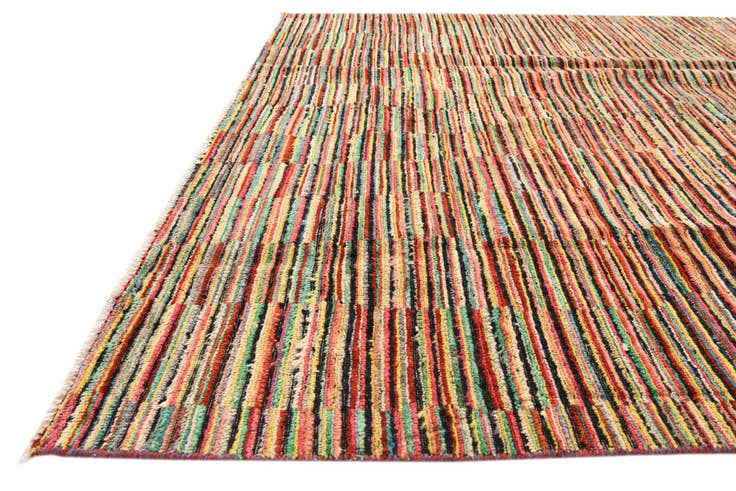 Detail image of 5' 10 x 9' Hand Knotted Darya Wool Rug