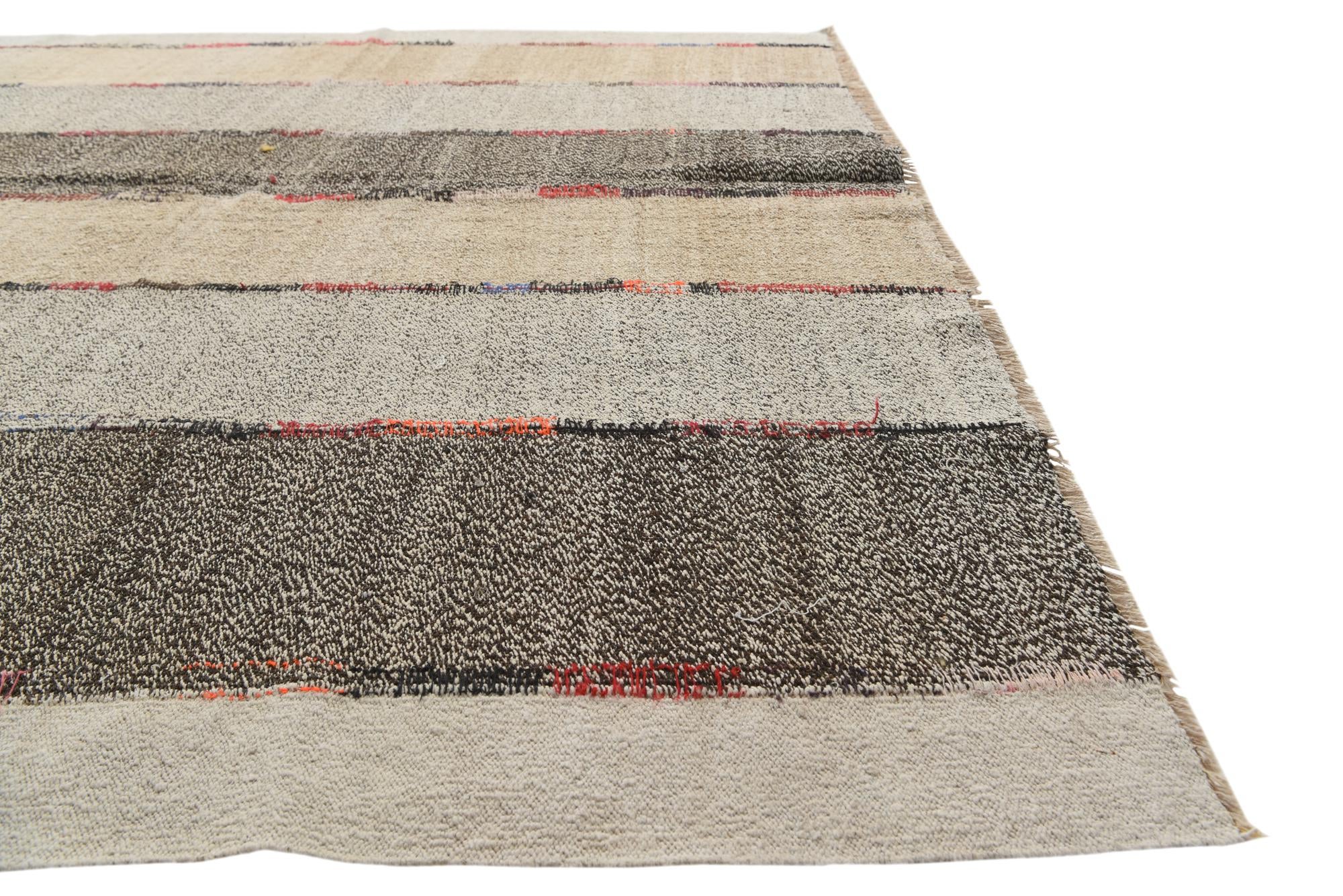 7' x 9' 4 Hand Woven Darya Wool Rug
