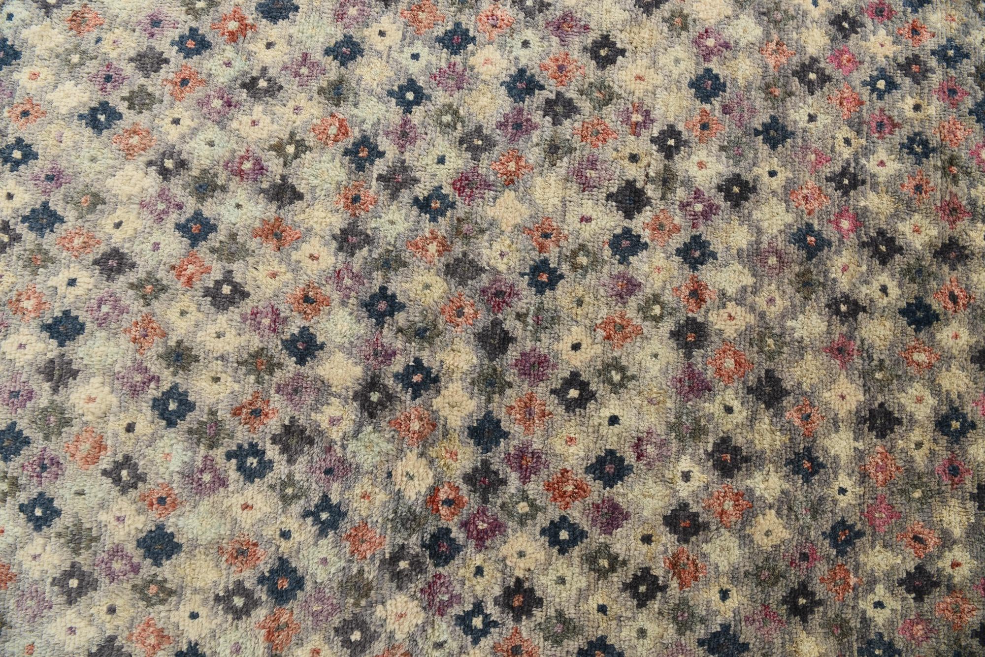 5' 5 x 8' Hand Knotted Darya Wool Rug