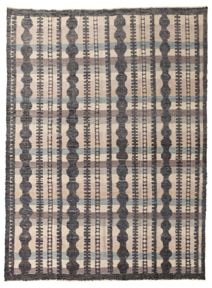 Detail image of 7' 10 x 10' 7 Hand Knotted Darya Wool Rug