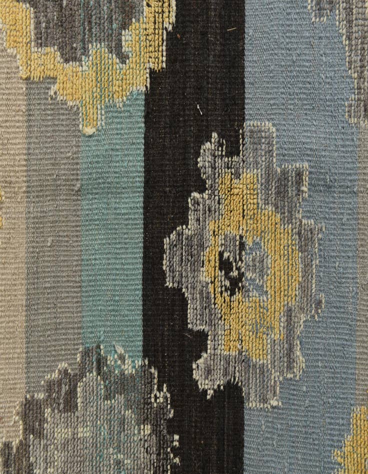 Detail image of 8' 2 x 10' 7  Hand Knotted Darya Wool Rug