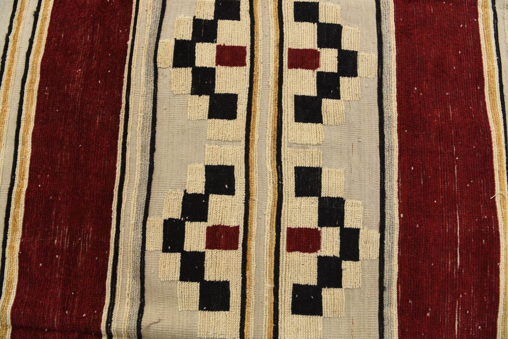 8' 1 x 10' 2 Hand Knotted Darya Wool Rug