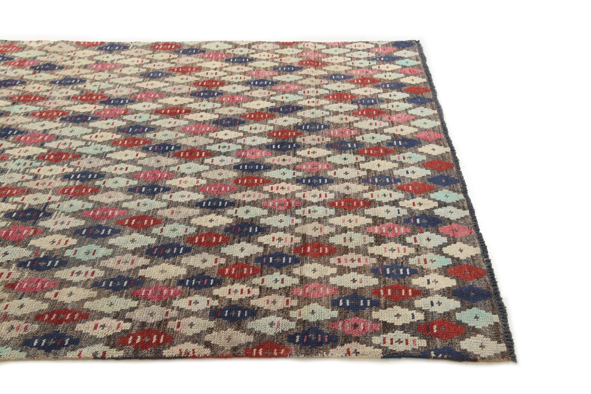 5' 5 x 8' 2 Hand Knotted Darya Wool Rug