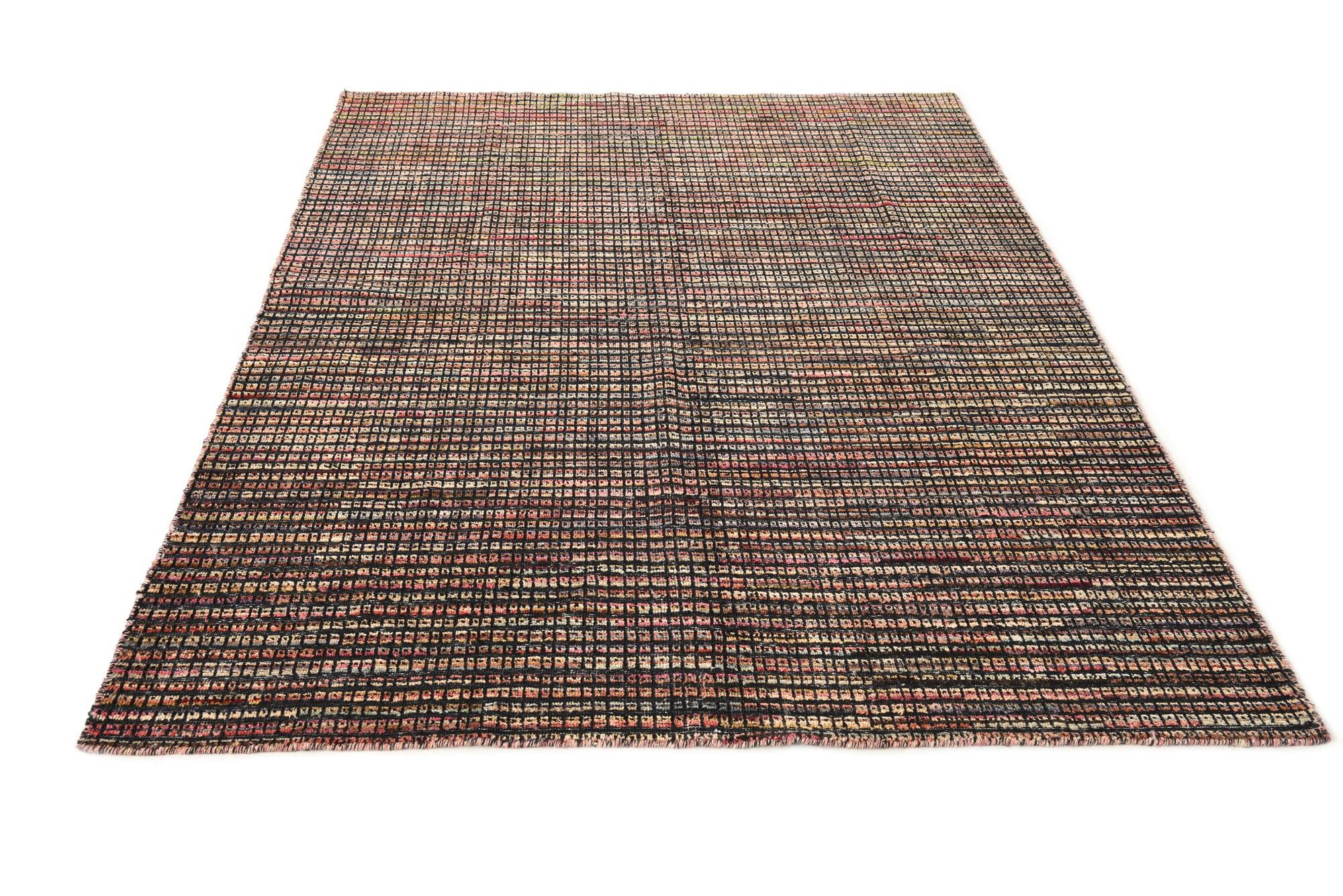 5' 8 x 7' 8 Hand Knotted Darya Wool Rug