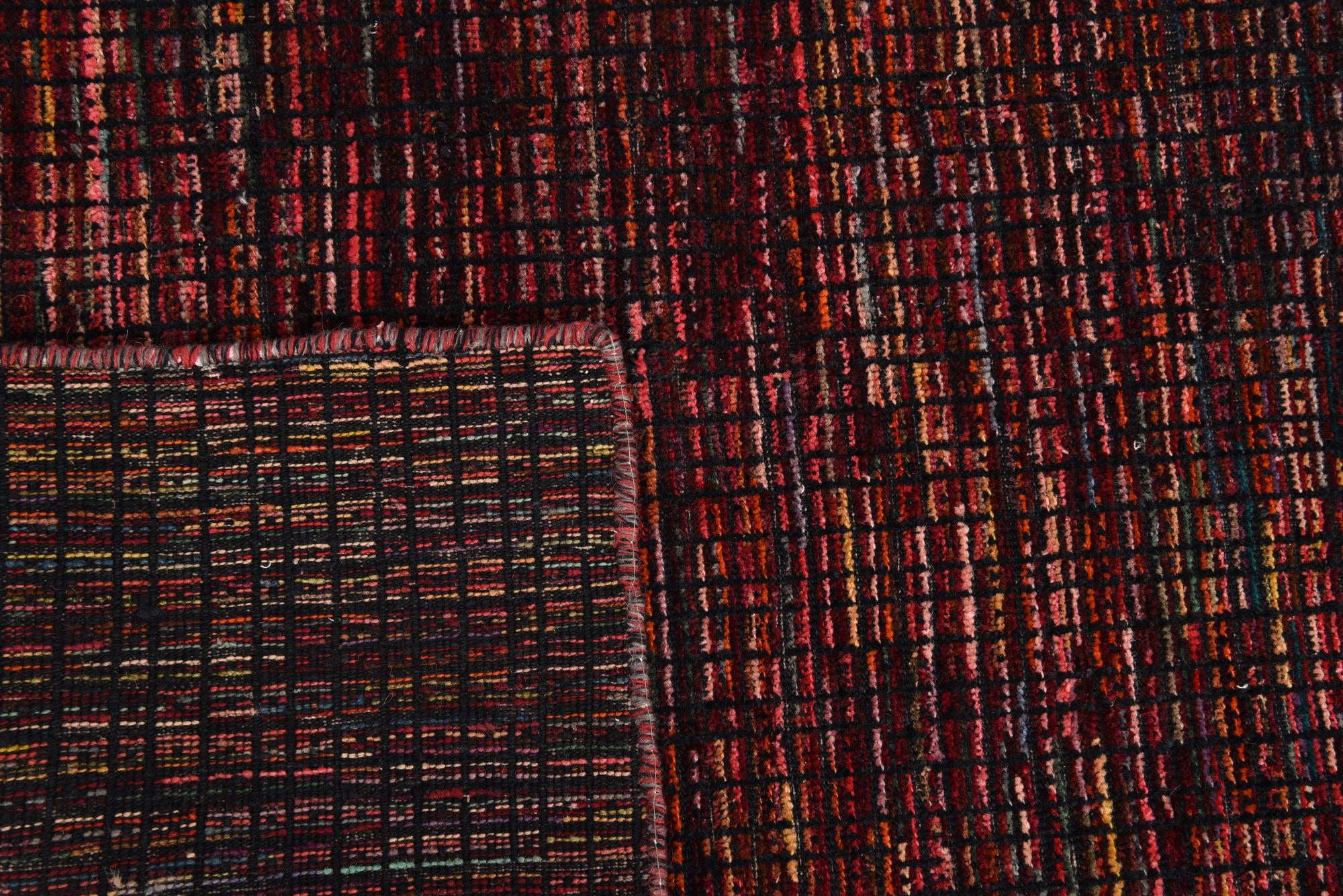 5' x 7' Hand Knotted Darya Wool Rug