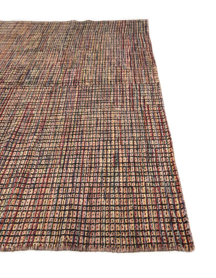 Detail image of 6' 8 x 10'  Hand Knotted Darya Wool Rug