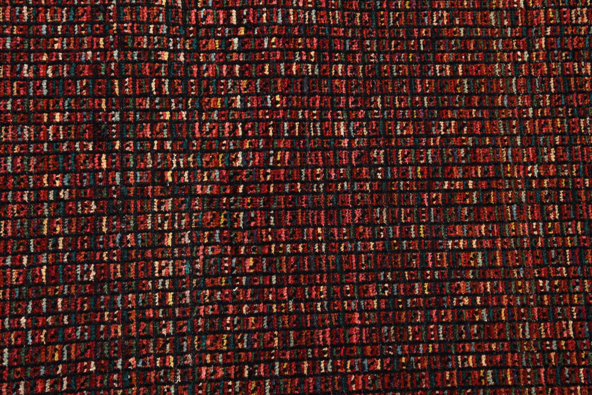 5' 6 x 8' Hand Knotted Darya Wool Rug