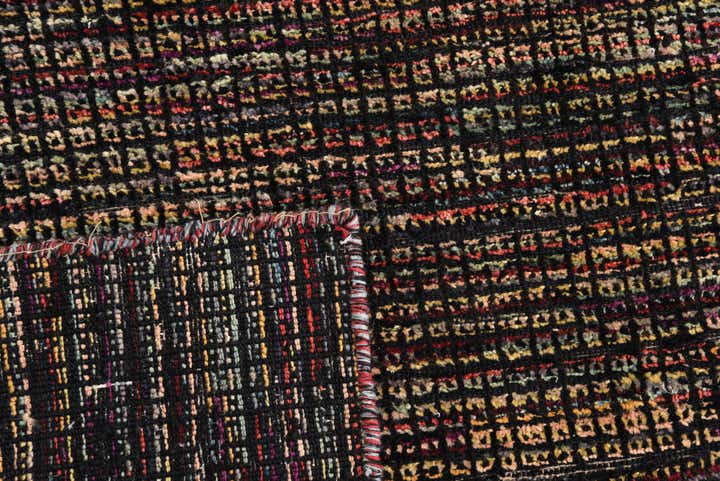 5' 4 x 8' Hand Knotted Darya Wool Rug