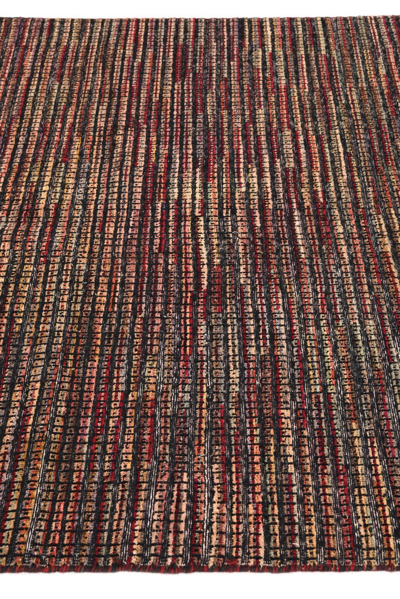 5' 6 x 8' Hand Knotted Darya Wool Rug