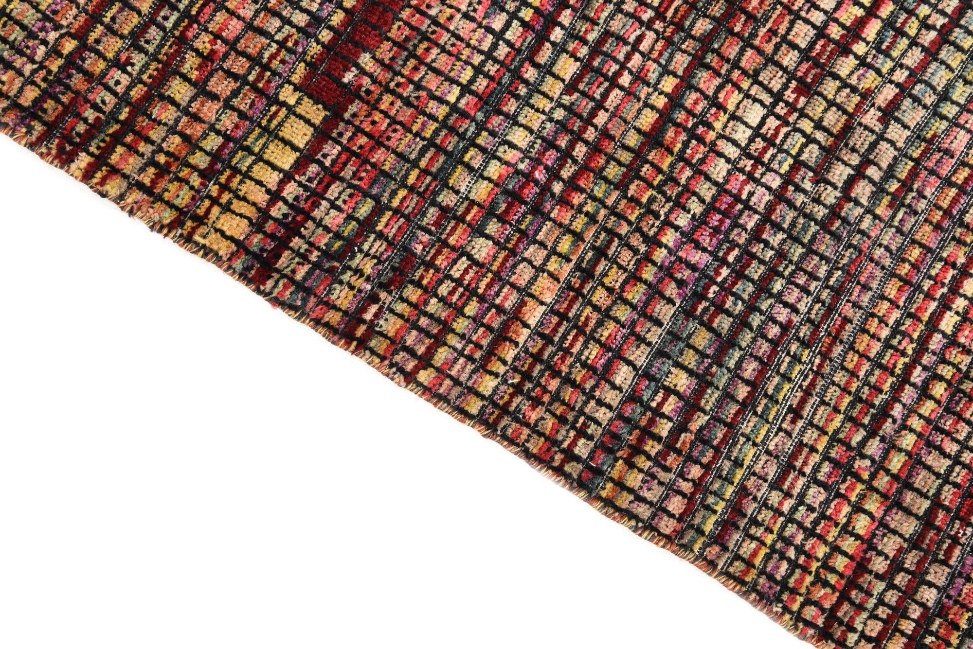 5' 7 x 8' 2 Hand Knotted Darya Wool Rug