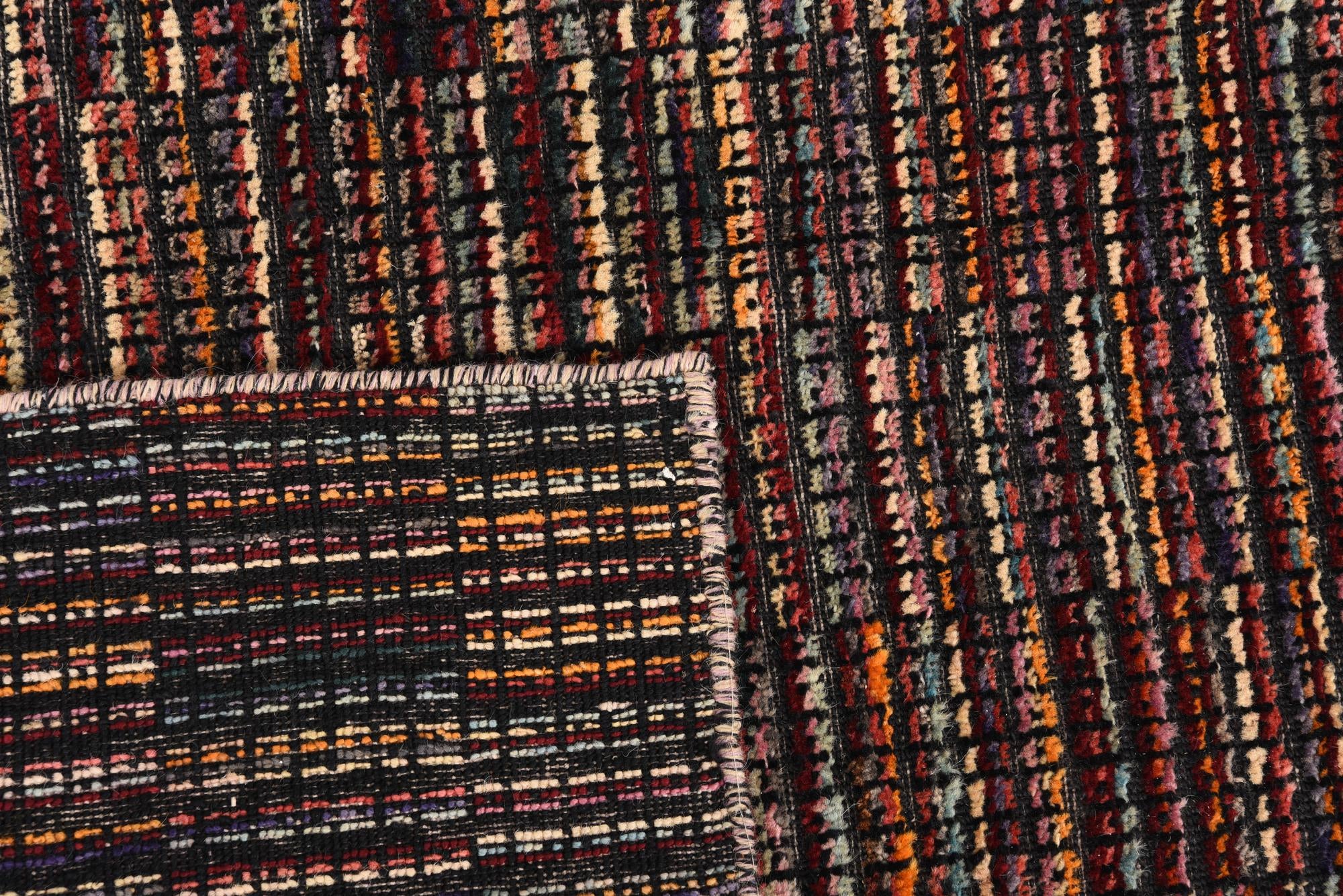 4' 8 x 6' 6 Hand Knotted Darya Wool Rug
