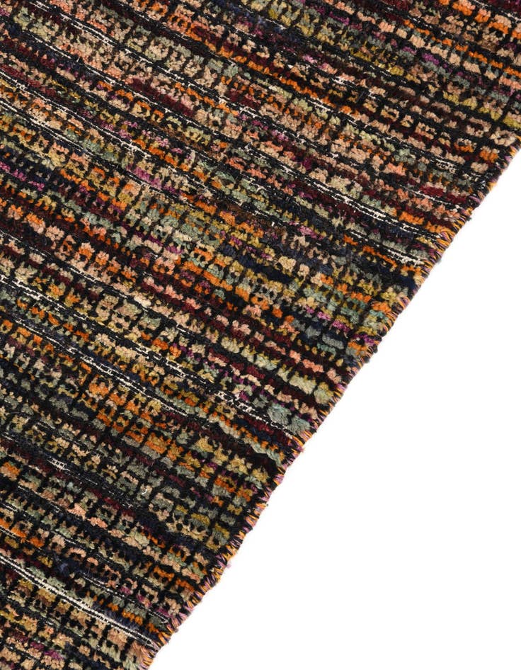 Detail image of 6' 2 x 10'  Hand Knotted Darya Wool Rug