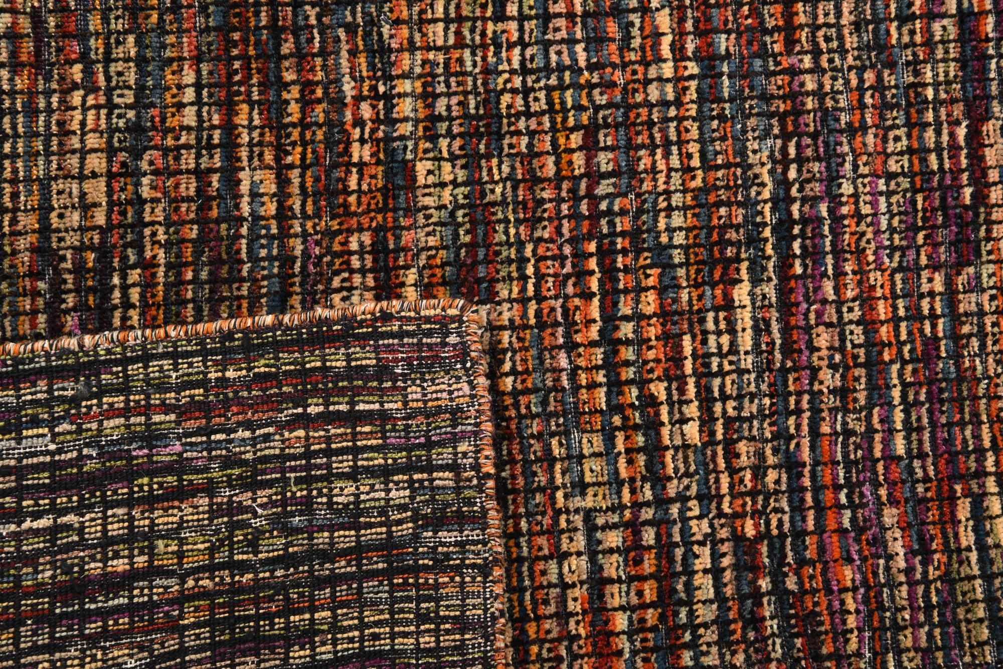 5' 5 x 8' Hand Knotted Darya Wool Rug