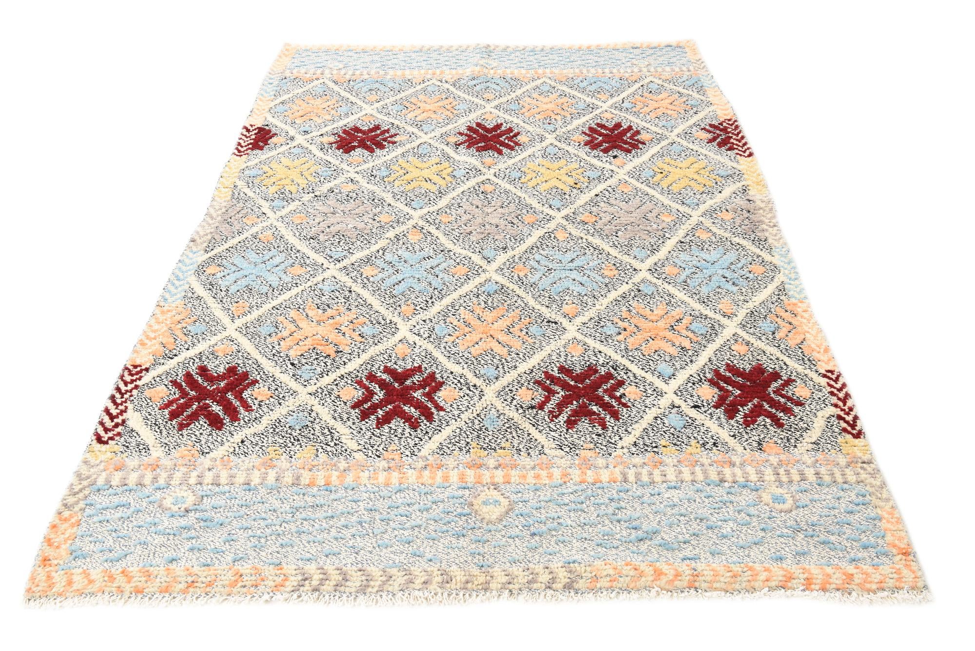 4' 11 x 7' 1 Hand Knotted Darya Wool Rug