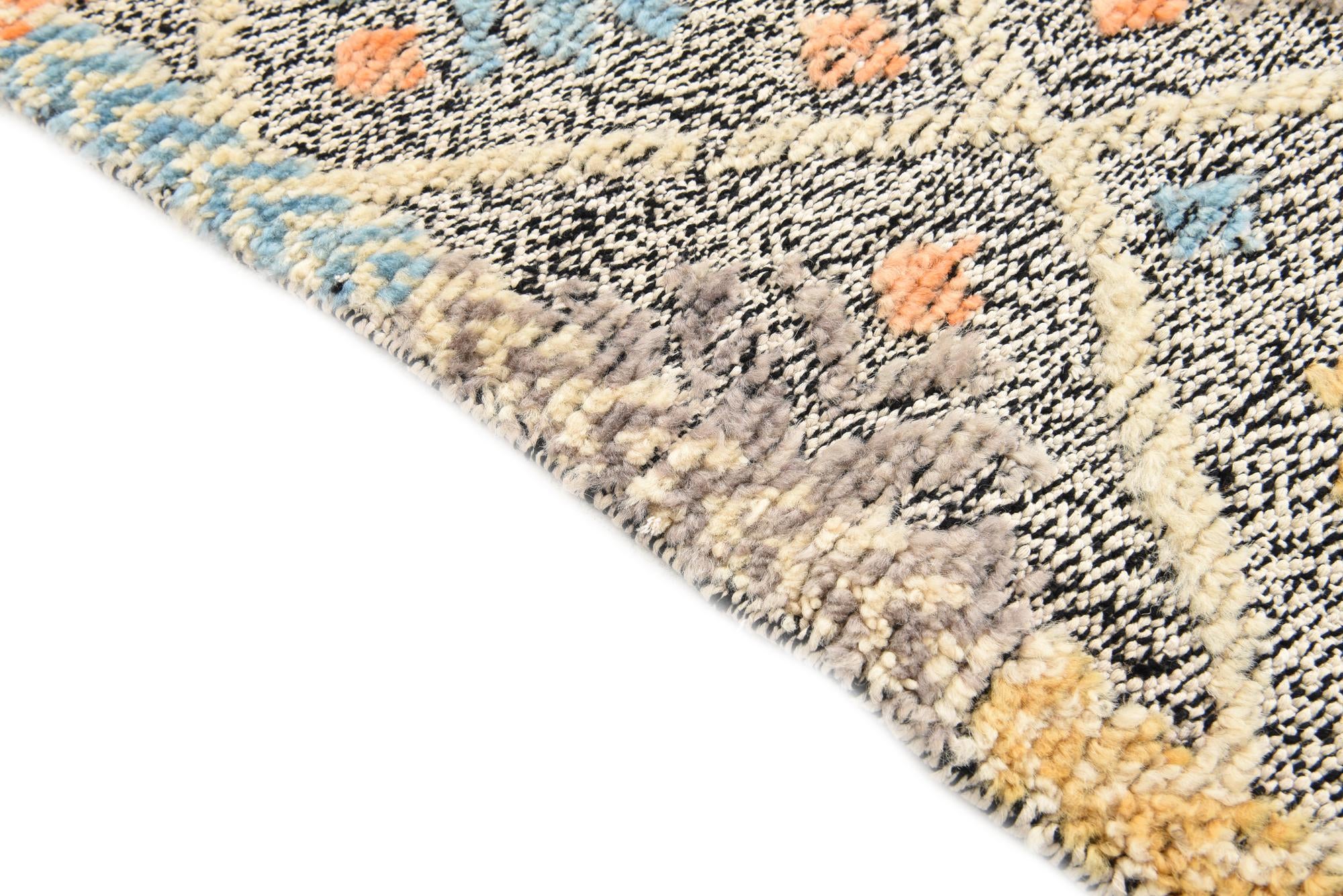 4' 11 x 7' 1 Hand Knotted Darya Wool Rug