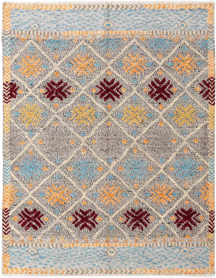 Detail image of 4' 11 x 7' 1 Hand Knotted Darya Wool Rug