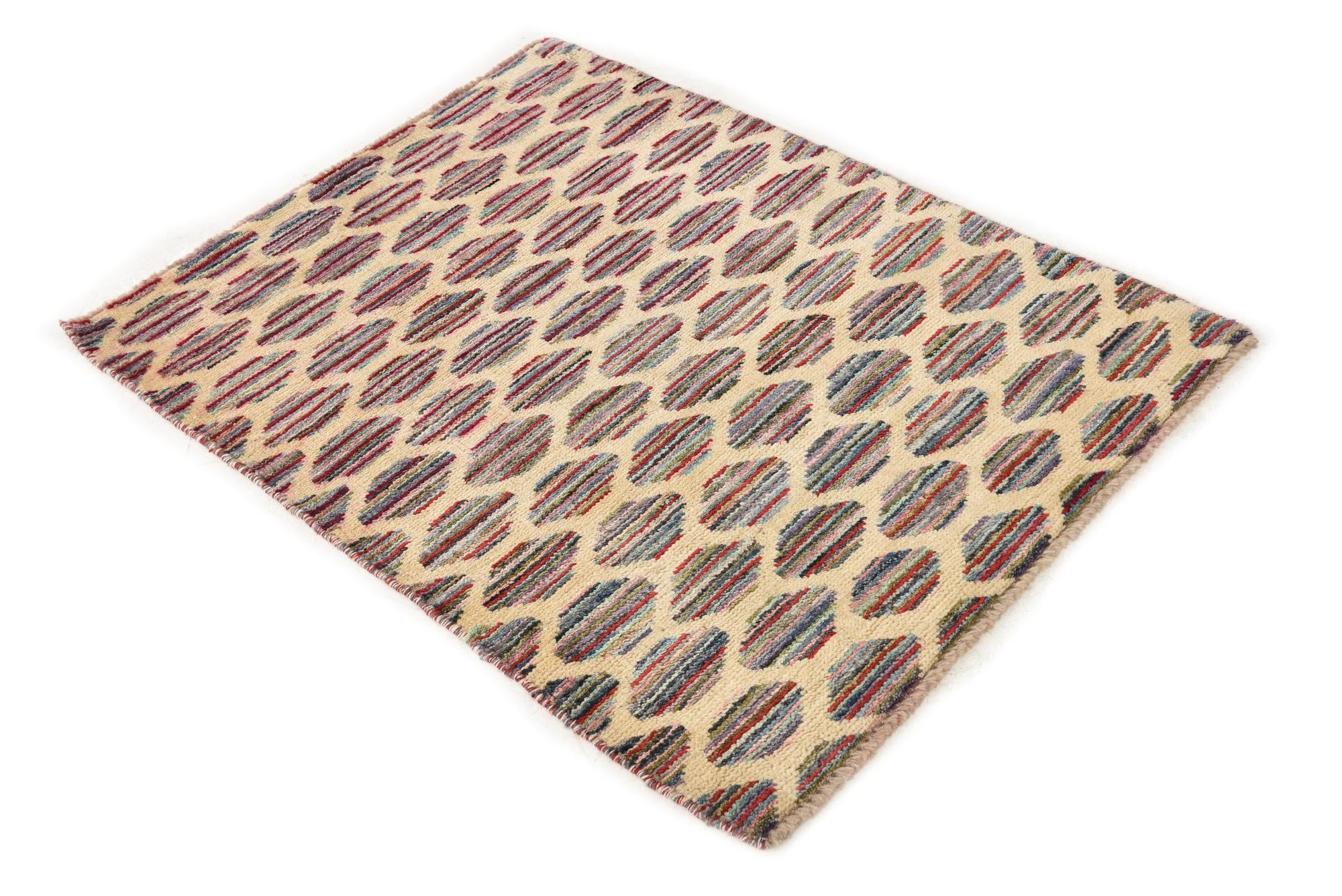 2' 10 x 3' 10 Hand Knotted Darya Wool Rug