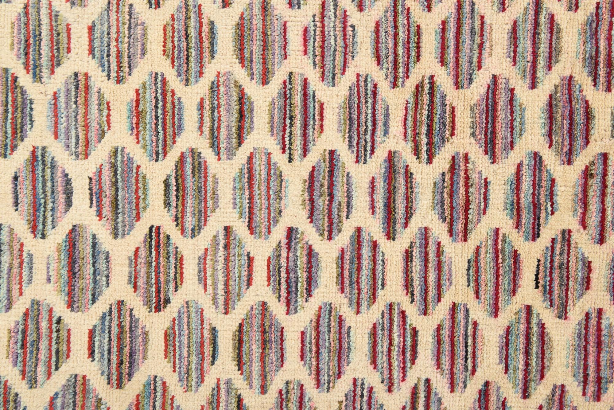2' 10 x 3' 10 Hand Knotted Darya Wool Rug
