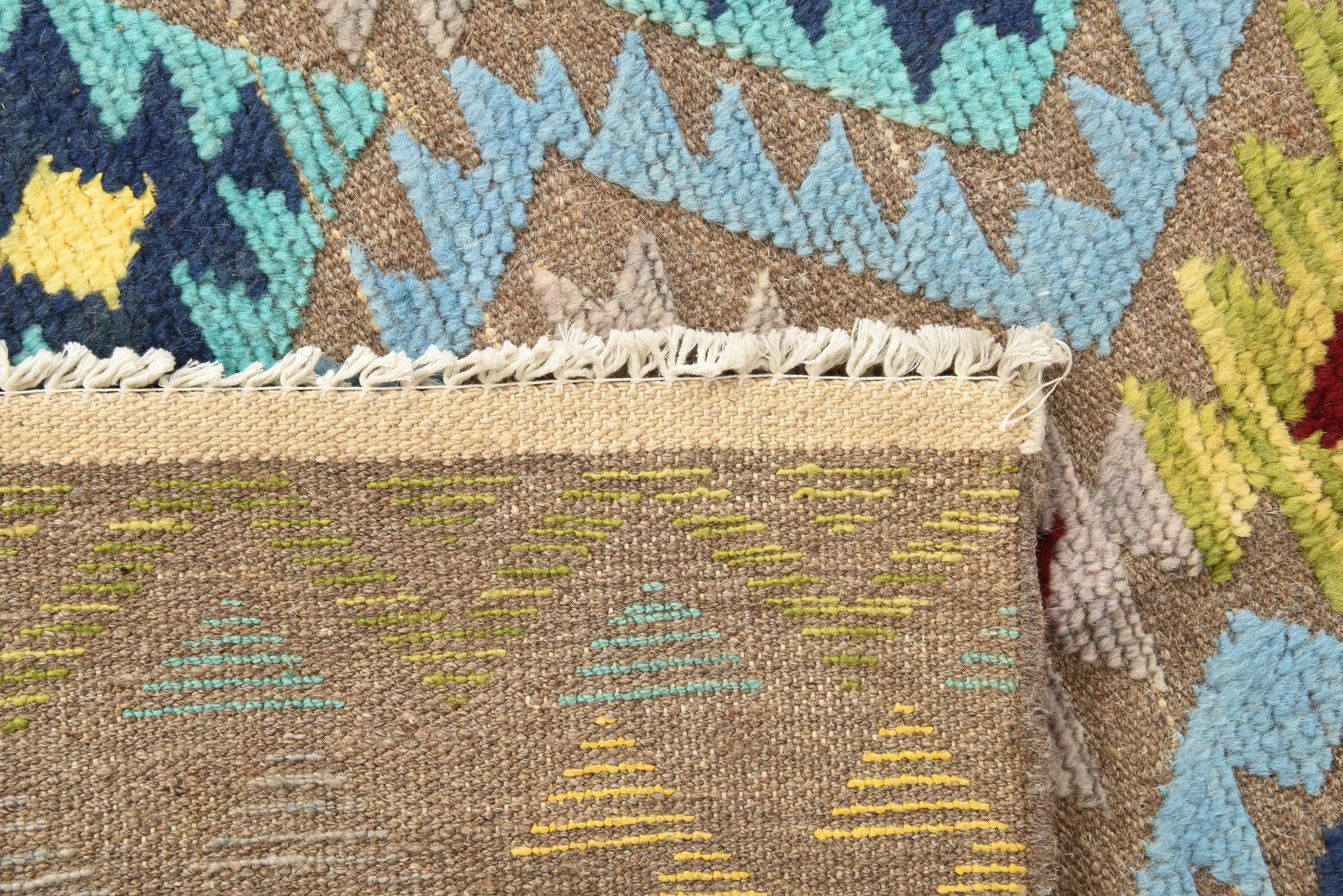 5' 11 x 8' 6 Hand Knotted Darya Wool Rug