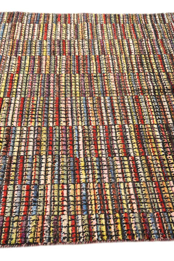 4' 10 x 6' 8 Hand Knotted Darya Wool Rug