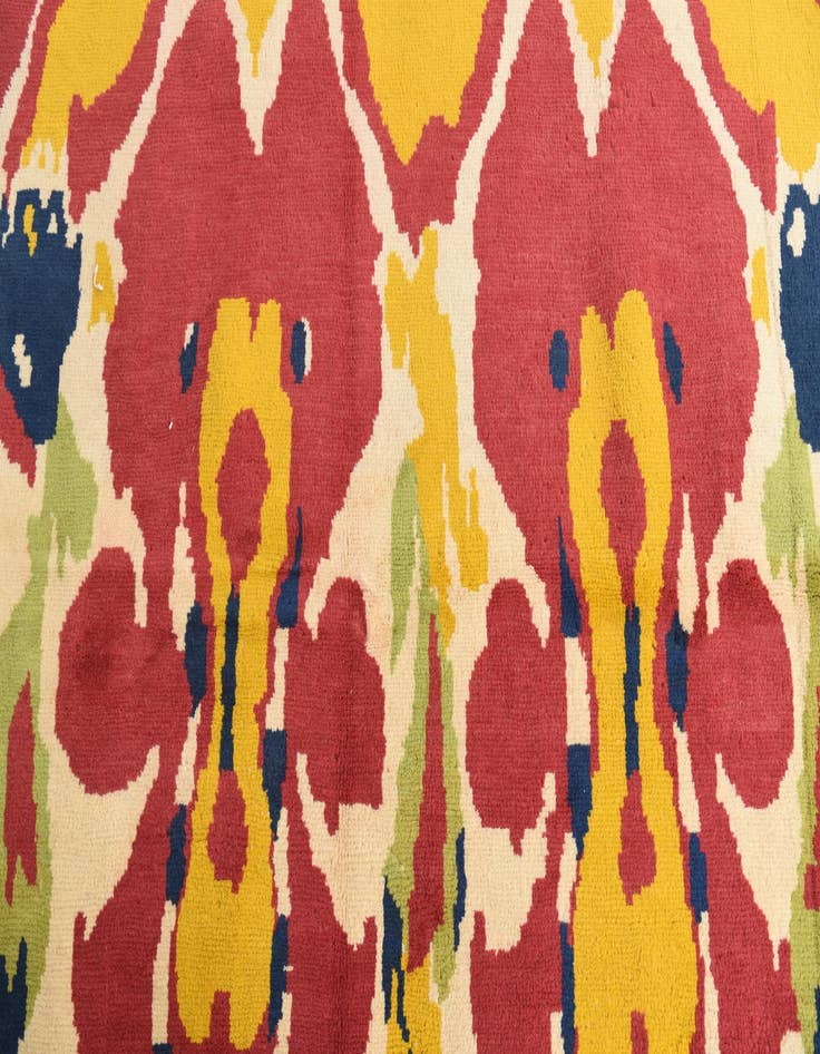 Detail image of 6' 5 x 10'  Hand Knotted Darya Wool Rug