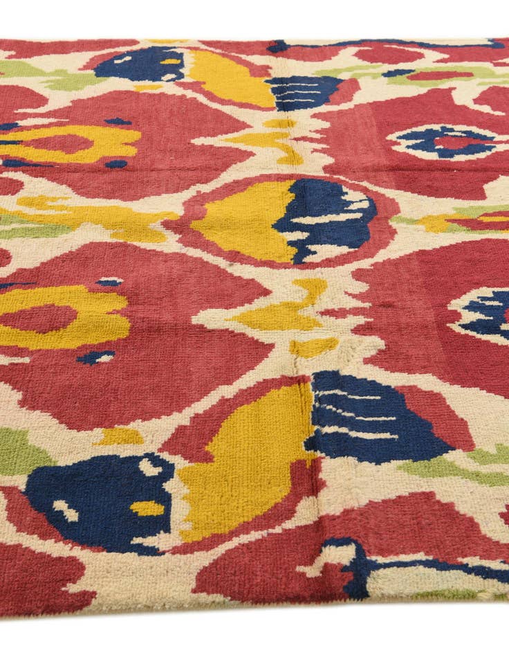 Detail image of 5' 4 x 8'  Hand Knotted Darya Wool Rug