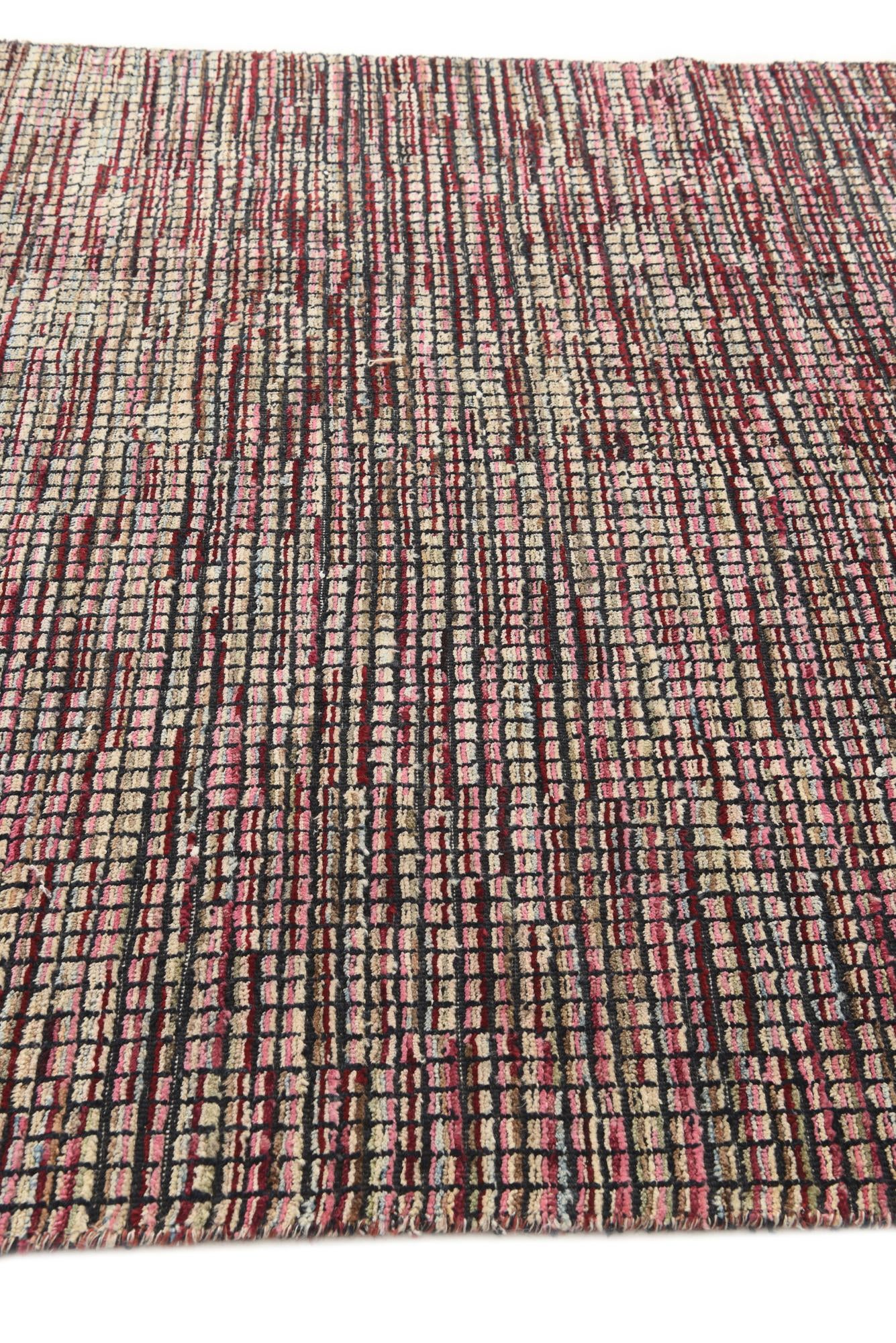 5' 8 x 8' Hand Knotted Darya Wool Rug