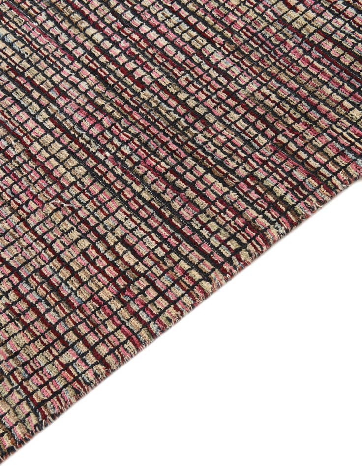 Detail image of 5' 8 x 8'  Hand Knotted Darya Wool Rug