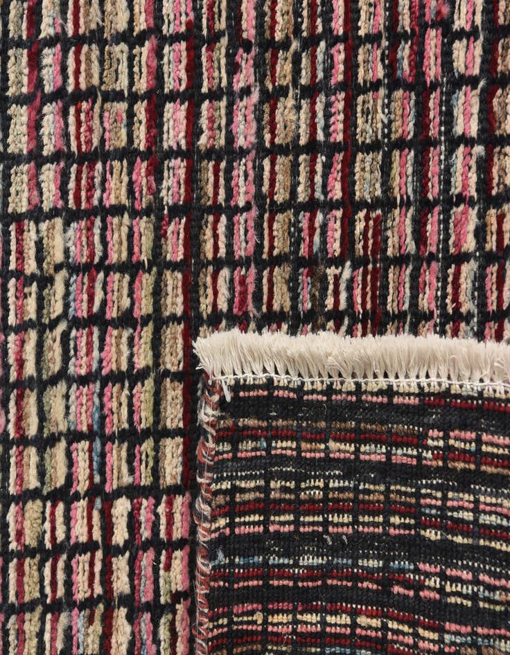 Detail image of 5' 8 x 8'  Hand Knotted Darya Wool Rug