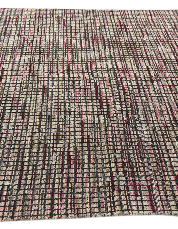 Detail image of 5' 5 x 8' 3  Hand Knotted Darya Wool Rug