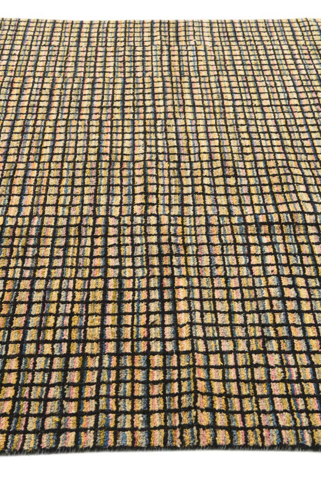 Detail image of 5' 6 x 8' 5 Hand Knotted Darya Wool Rug