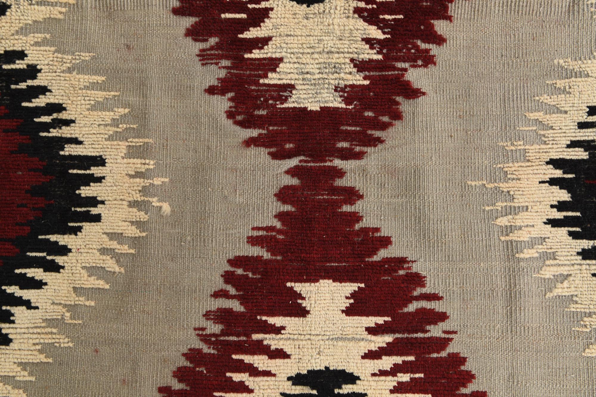 8' x 10' 5 Hand Knotted Darya Wool Rug