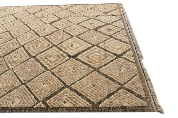 Detail image of 8' 3 x 10' 5 Hand Knotted Darya Wool Rug