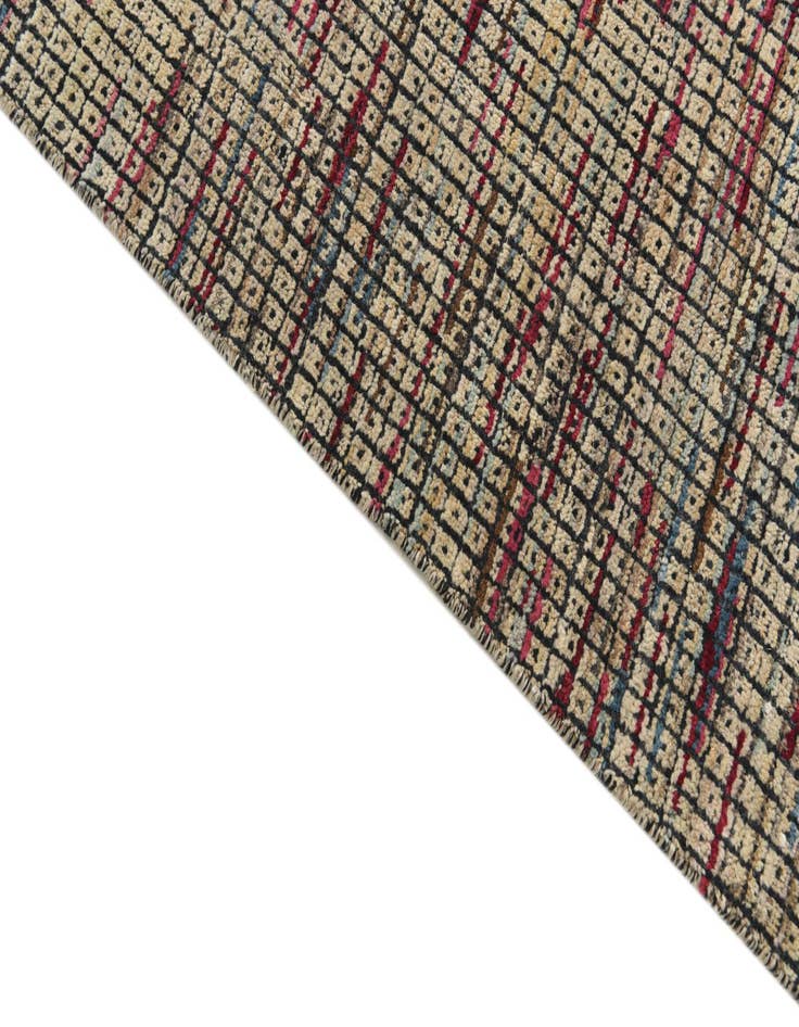 Detail image of 5' 6 x 8' 1  Hand Knotted Darya Wool Rug