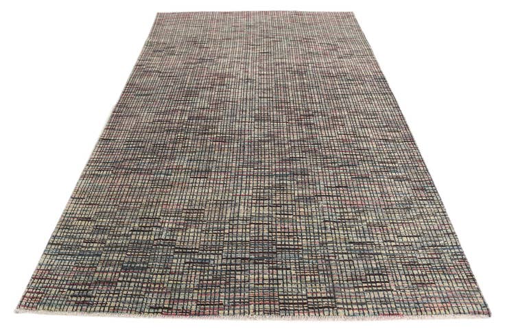 Detail image of 6' 5 x 10' 3 Hand Knotted Darya Wool Rug
