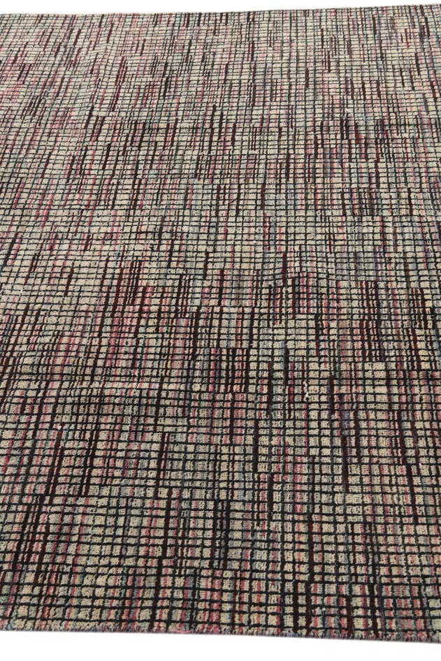 Detail image of 6' 5 x 10' 3 Hand Knotted Darya Wool Rug