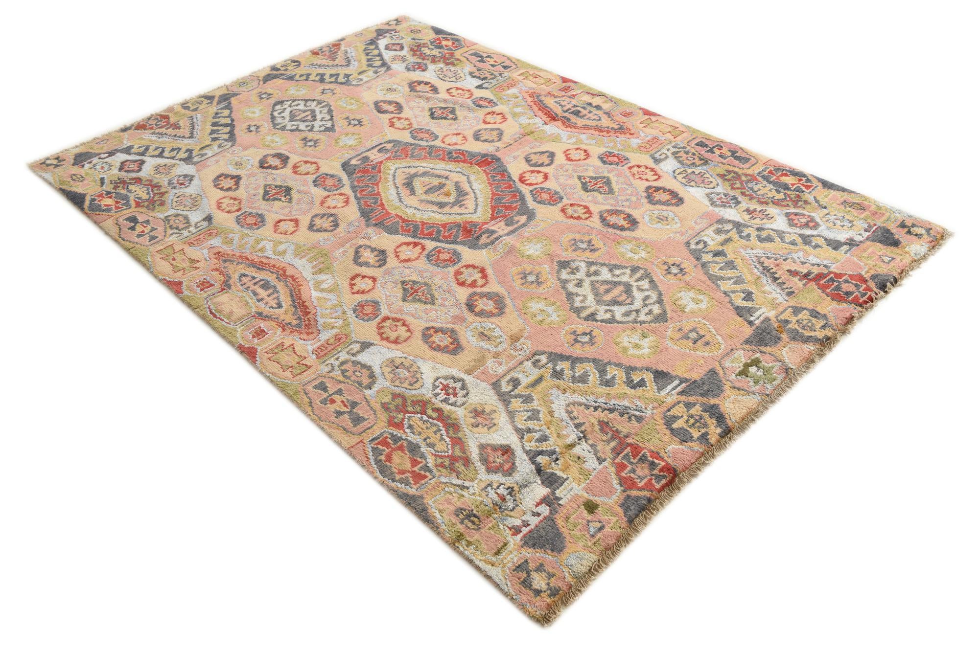5' 4 x 7' 8 Hand Knotted Darya Rug