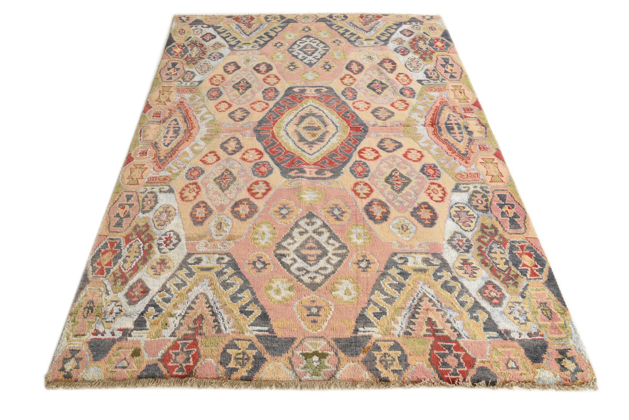 5' 4 x 7' 8 Hand Knotted Darya Rug