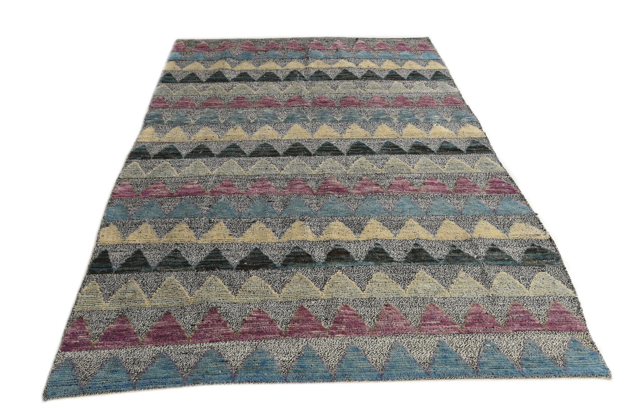6' 6 x 9' 8 Hand Knotted Darya Wool Rug
