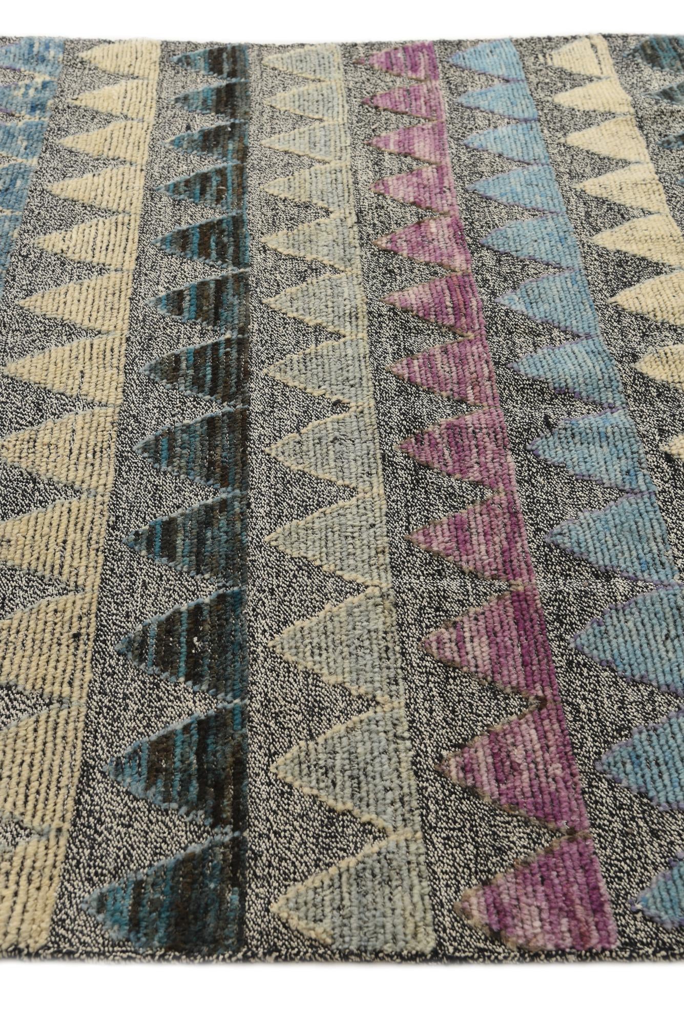 6' 6 x 9' 8 Hand Knotted Darya Wool Rug