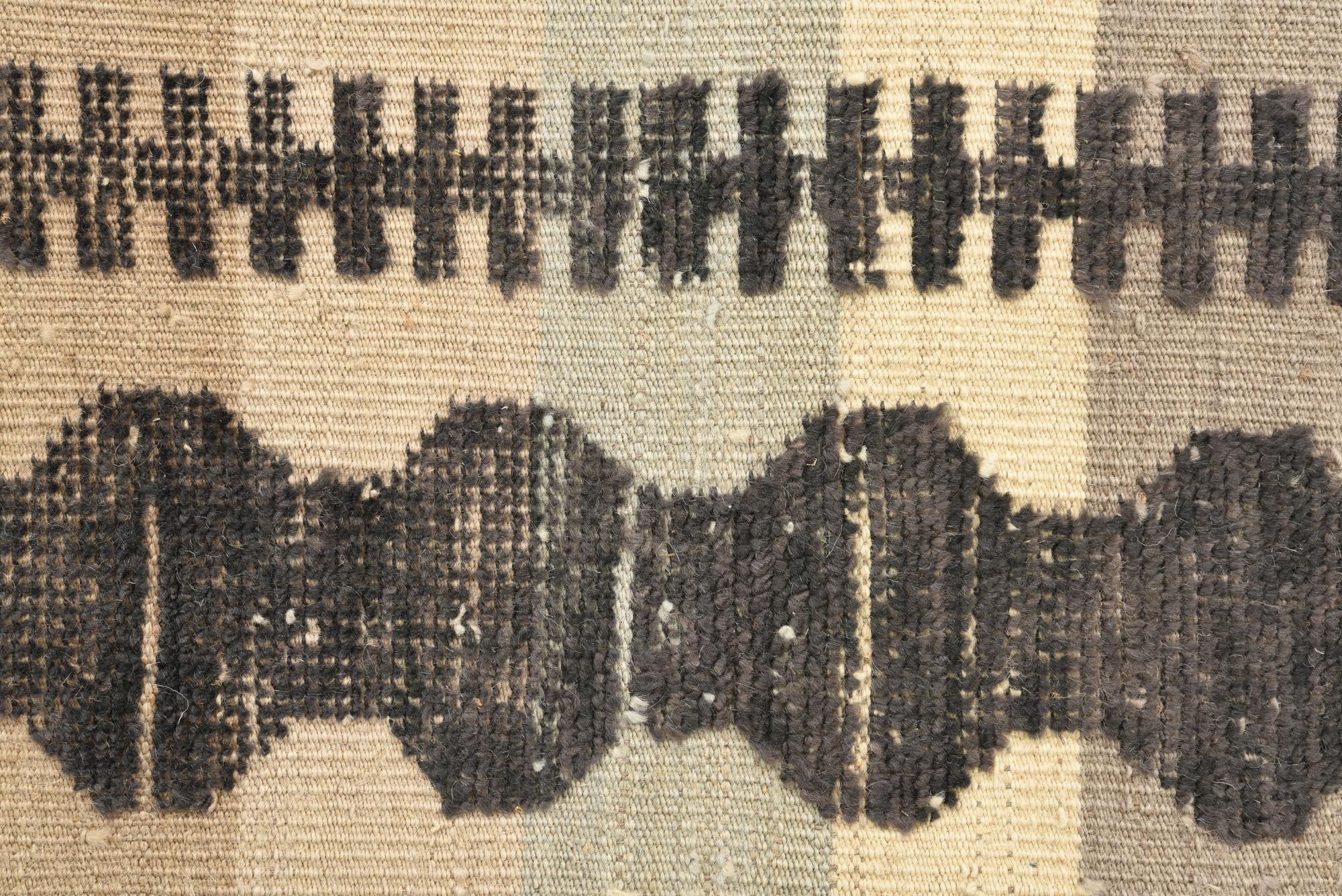 7' 10 x 10' 5 Hand Knotted Darya Wool Rug