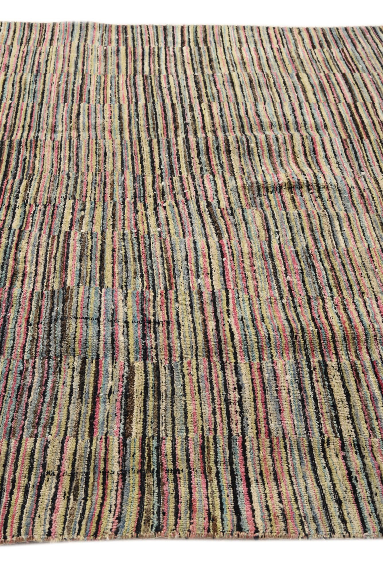 6' x 10' 3 Hand Knotted Darya Wool Rug