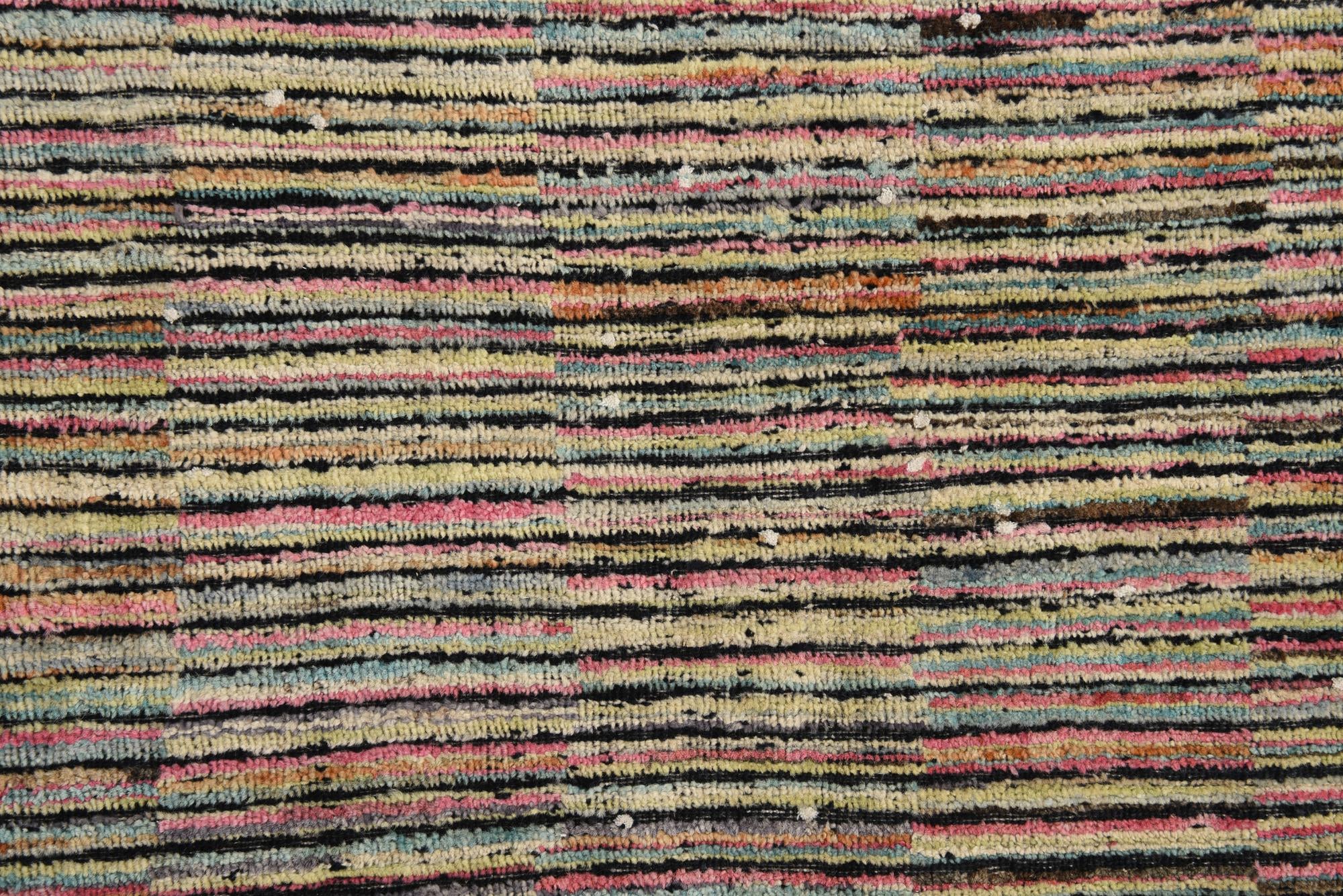 6' x 10' 3 Hand Knotted Darya Wool Rug